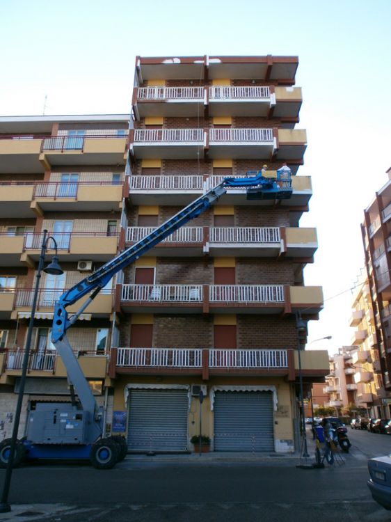 GROVE AMZ 106 XT